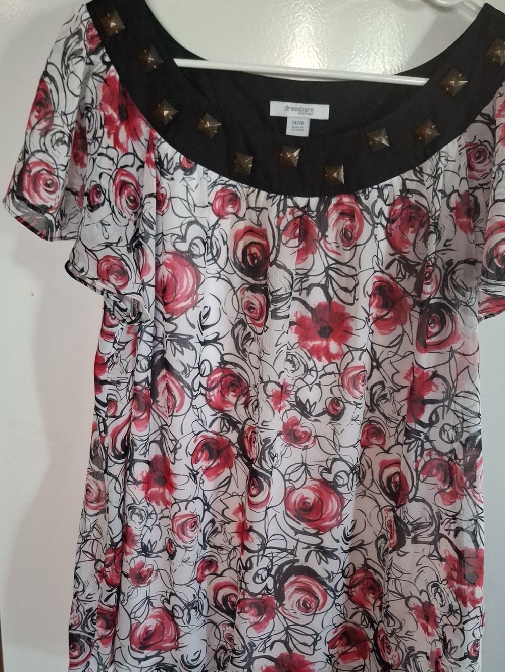 dressbarn White Floral Scoop Neck Blouse with Black Studded Yoke